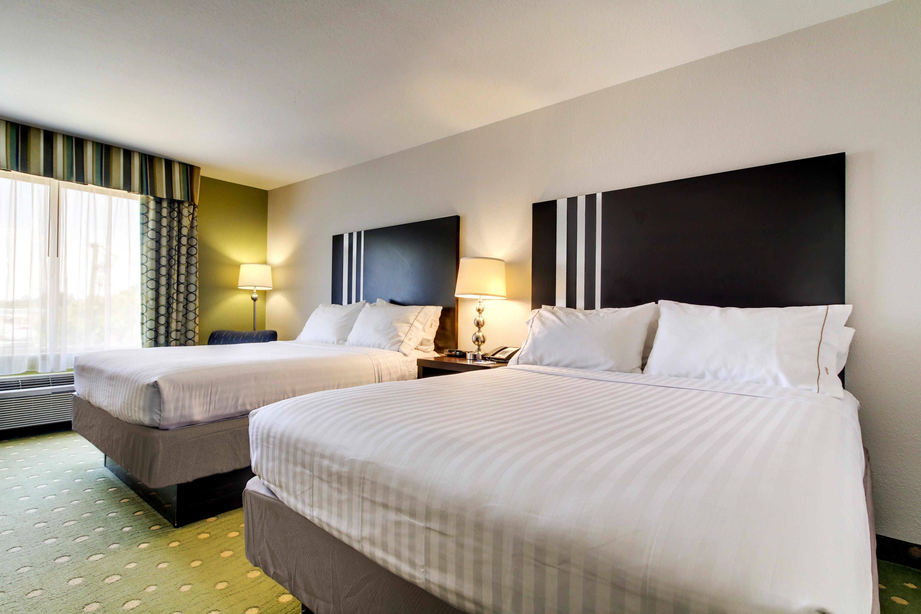 Holiday Inn Express Hotel & Suites Live Oak By Ihg Exterior photo