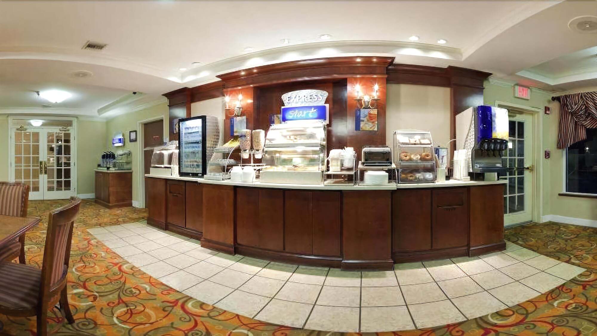 Holiday Inn Express Hotel & Suites Live Oak By Ihg Exterior photo
